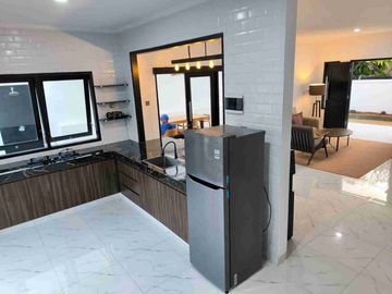 Disewa Rumah Semi Villa Aesthetic
