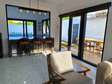 Disewa Rumah Semi Villa Aesthetic