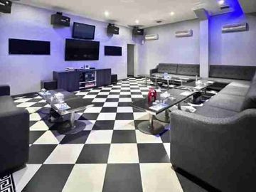 KARAOKE DI MELAWAI JUAL DI BAWAH HARGA PASARAN.INVESTASI MENGUNTUNGKAN
