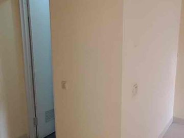 Disewakan rumah pinggir jalan puri beta 2 cocok untuk usaha dan hunii