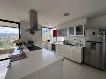 Apartamento Amoblado en Arriendo en San Lucas, Poblado Medellín Antioquia