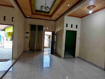 rumah kontrakan dekat Sleman city hall