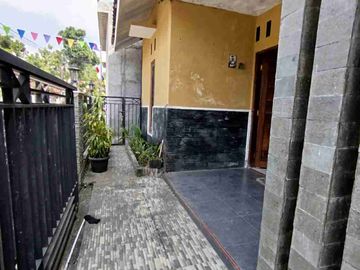 rumah kontrakan dekat Sleman city hall