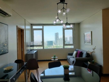 Fully Furnished 2BR with Balcony in Park Terraces 2