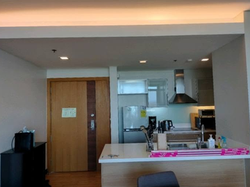 Fully Furnished 2BR with Balcony in Park Terraces 2