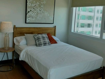 Fully Furnished 2BR with Balcony in Park Terraces 2