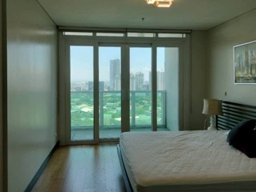 Fully Furnished 2BR with Balcony in Park Terraces 2