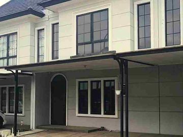 Rumah Mansion Nine 150 meter dr Gate Utama Perumahan