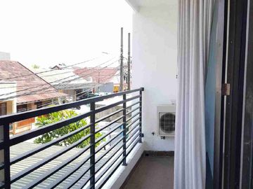 Jual Cepat Rumah 2 Lantai Pondok Pekayon Indah Selangkah ke Grand Galaxy City