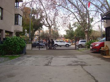 Humberto Trucco - Plaza Ñuñoa