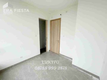Disewakan Rumah Baru 3 Lantai Lavon Swan City Harga Termurah