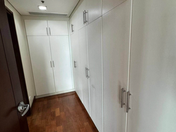Furnished 3BR For Lease in TRAG, Laguna Tower