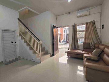 Rumah Cluster 2 Lt Siap Huni Harga Ekonomis dekat Viladago pamulang