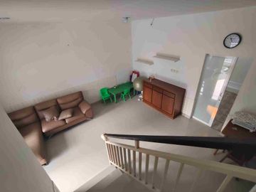 Rumah Cluster 2 Lt Siap Huni Harga Ekonomis dekat Viladago pamulang