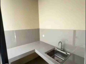 Disewakan Rumah Baru Suvarna Sutera