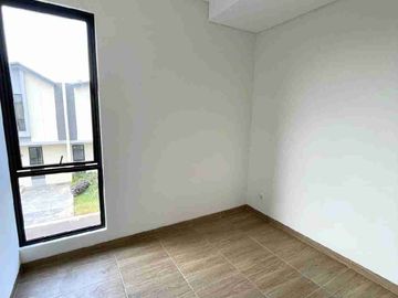 Disewakan Rumah Baru Suvarna Sutera