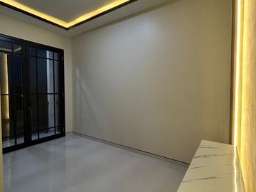 Dijual Rumah Baru Tambak Medokan Ayu Rungkut MERR REV.A589