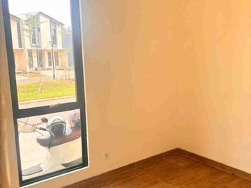 Disewakan Murah Rumah Baru Suvarna Sutera