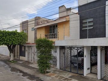 CASA EN VENTA EN JARDINES DE SAN JOSE GUADALAJARA JALISCO