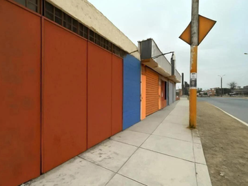 LOCAL COMERCIAL CON TRIPLE FRENTE, AV TUPAC AMARU 800, COMAS (890 m² )