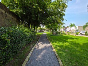 Terreno en Venta en Sendero las Moras, Tlajomulco