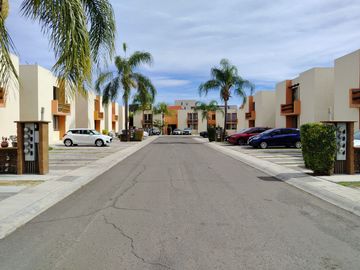 DEPARTAMENTO EN VENTA PUERTA REAL CORREGIDORA QUERETARO 3 RECAMARAS AREAS VERDES ALBERCA Y VIGILANCIA