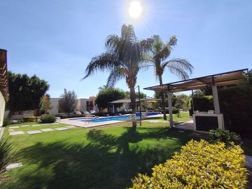 DEPARTAMENTO EN VENTA PUERTA REAL CORREGIDORA QUERETARO 3 RECAMARAS AREAS VERDES ALBERCA Y VIGILANCIA