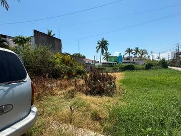 TERRENO EN VENTA EN LOMAS DE MEZCALES