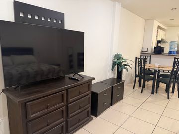 ESTUDIO AMUEBLADO EN RENTA EN PLAZA MARINA