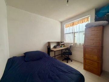 casa de 1 planta cerca de av industrias