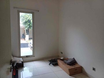 Dijual Rumah Starling Springs Summarecon Gading Serpong Sudah Renov Rapi Siap Huni Semi Furnish