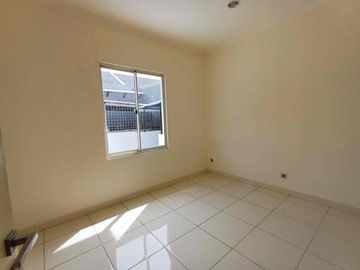Dijual Rumah Starling Springs Summarecon Gading Serpong Sudah Renov Rapi Siap Huni Semi Furnish