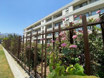 En venta amplio y precioso departamento 4D-4B-2E Totalmente renovado con excelentes terminaciones, Raul Labbé 13.000.