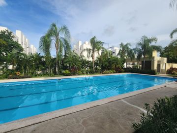 Departamento Amueblado en Renta de 2 Recámaras en Av. 135 Cancún | Planta Baja con Alberca y Gimnasio