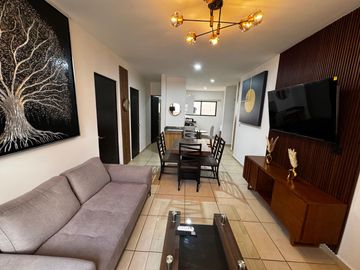 Departamento Amueblado en Renta de 2 Recámaras en Av. 135 Cancún | Planta Baja con Alberca y Gimnasio