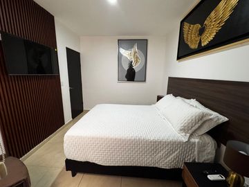 Departamento Amueblado en Renta de 2 Recámaras en Av. 135 Cancún | Planta Baja con Alberca y Gimnasio
