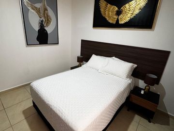 Departamento Amueblado en Renta de 2 Recámaras en Av. 135 Cancún | Planta Baja con Alberca y Gimnasio