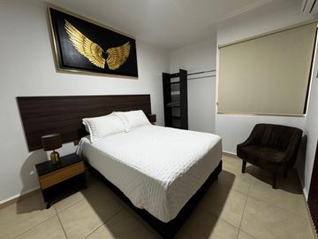 Departamento Amueblado en Renta de 2 Recámaras en Av. 135 Cancún | Planta Baja con Alberca y Gimnasio
