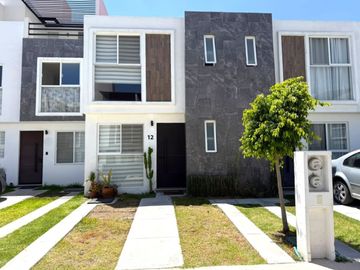 CASA EN VENTA DE 2 RECAMARAS EN FRACCIOAMIENTO CON AMENIDADES EN CUAUTLANCINGO