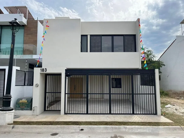 CASA EN VENTA | FLUVIAL PUERTO VALLARTA