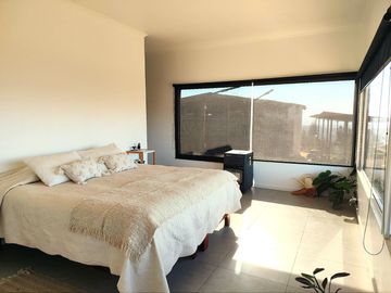 CASA EN PARCELA CON AMPLIA VISTA LIMACHE