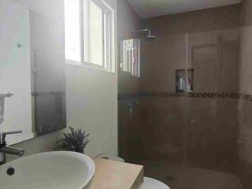 Se Renta Casa en Corregidora