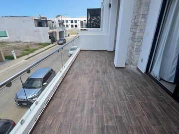 Casa en venta en Coto Atlántico de Oportunidad. Sólo de Contado