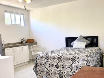 Estudios Amueblados en Renta desde $7,000 - $7,500 | SM 43 y Huayacán | Servicios Incluidos