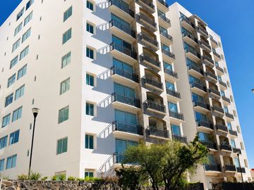 EN RENTA amplísimo Departamento Torres Marbella El Refugio Queretaro