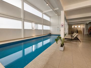 EN RENTA amplísimo Departamento Torres Marbella El Refugio Queretaro