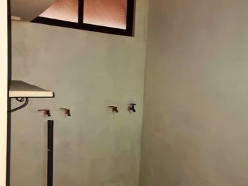 CASA DOS PISOS INDEPENDIENTE SOLIDA EN CONDOMINIO