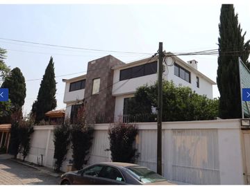 Casa en Venta en Metepec, Zona centro (377 m² de Terreno)