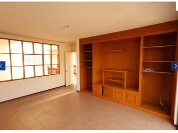 Casa en Venta en Metepec, Zona centro (377 m² de Terreno)
