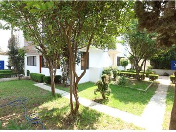 Casa en Venta en Metepec, Zona centro (377 m² de Terreno)